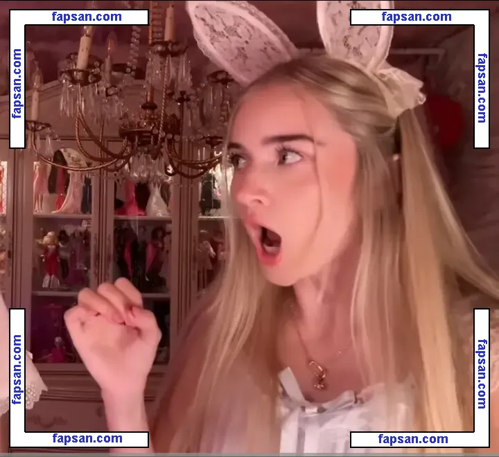 ASMR Berlin nude photo #0010 from OnlyFans