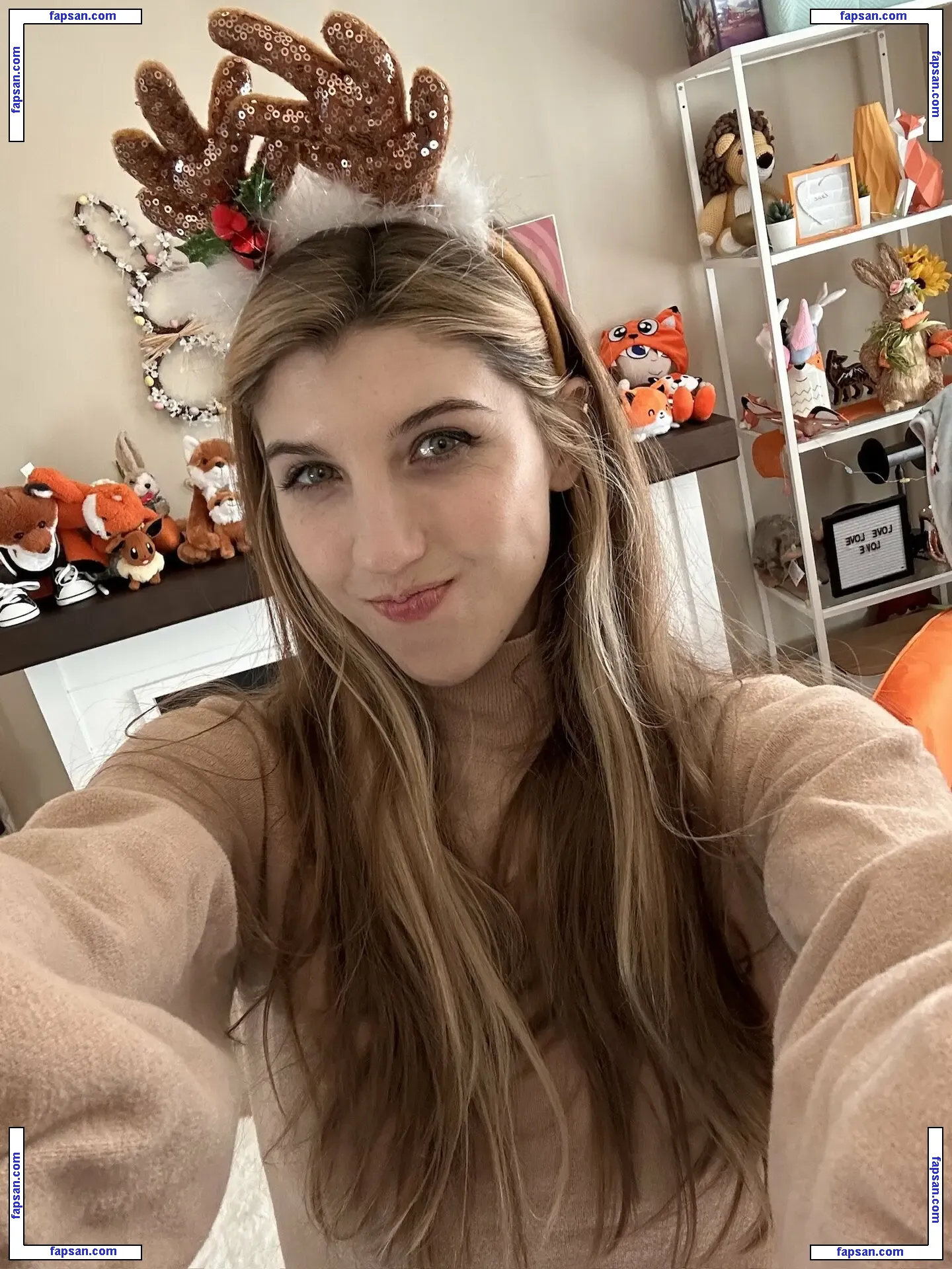 ASMR FrivolousFox nude photo #0008 from OnlyFans