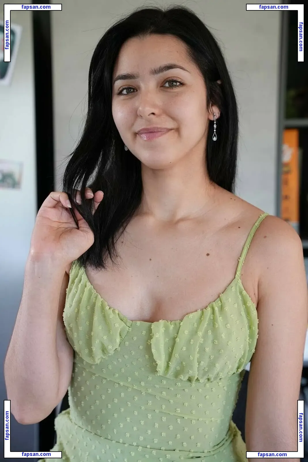 ASMR Glow nude photo #0287 from OnlyFans