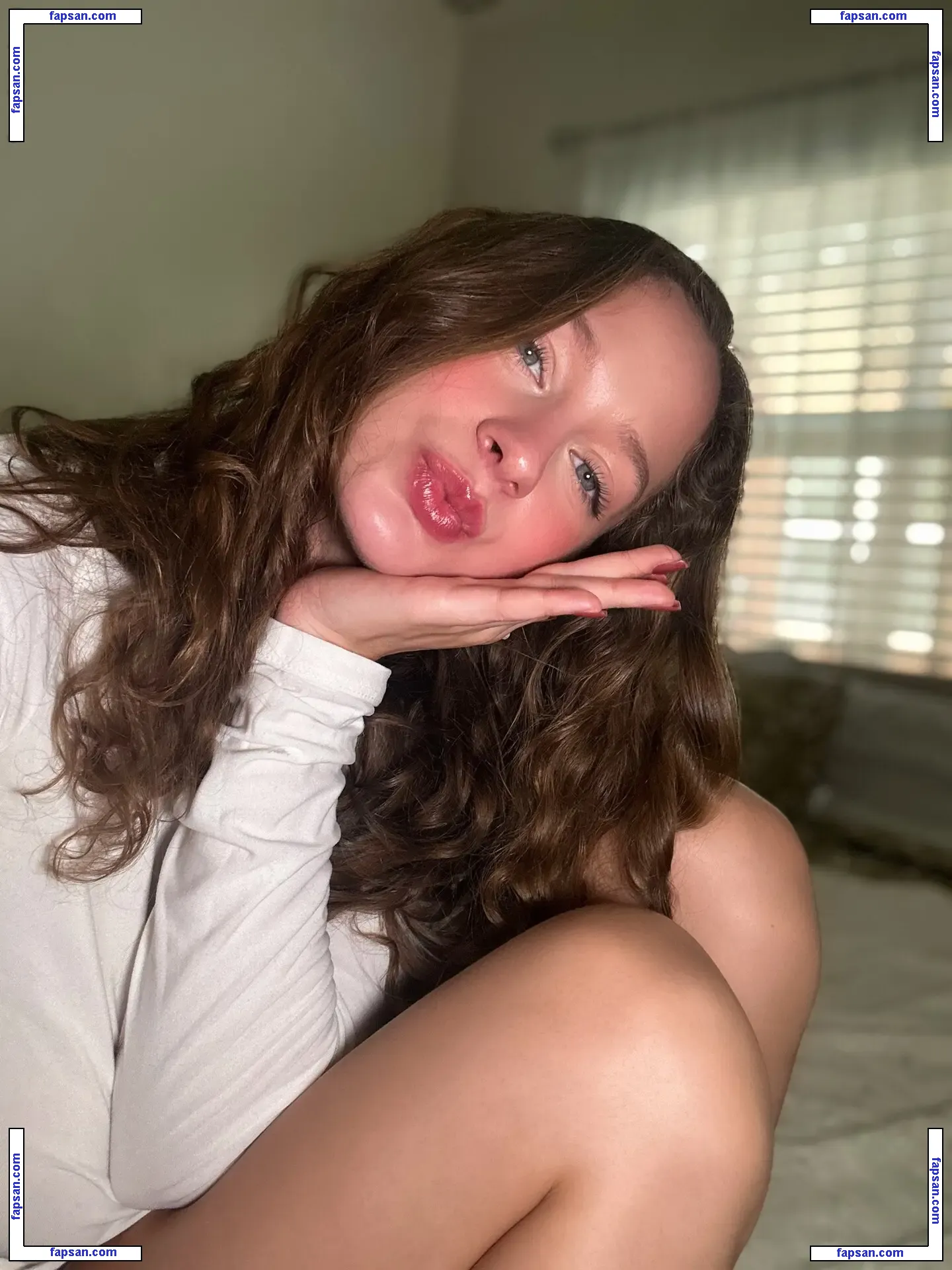 ASMR Marlena nude photo #0001 from OnlyFans