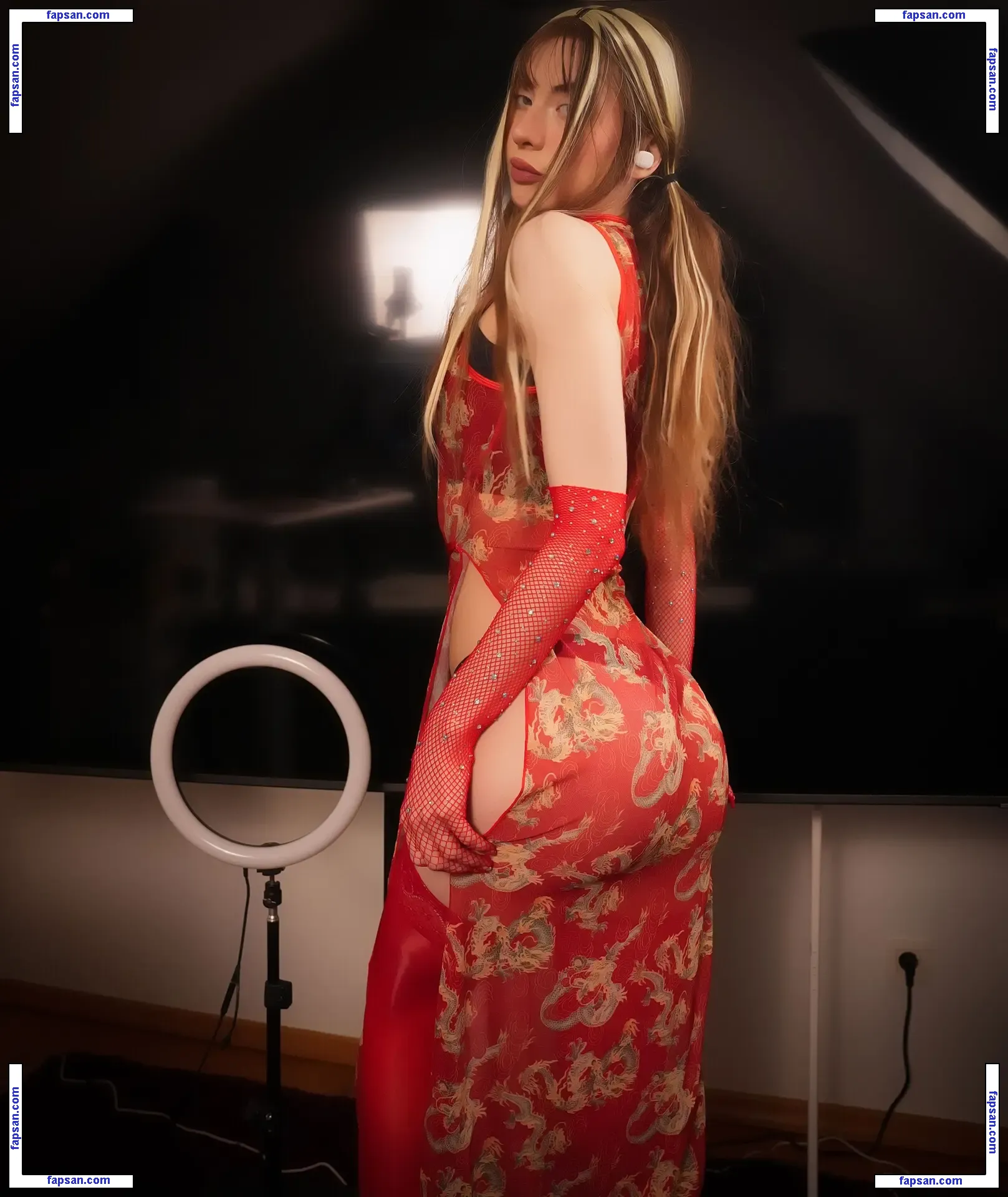 ASMR Onuri голая фото #0081 с Онлифанс