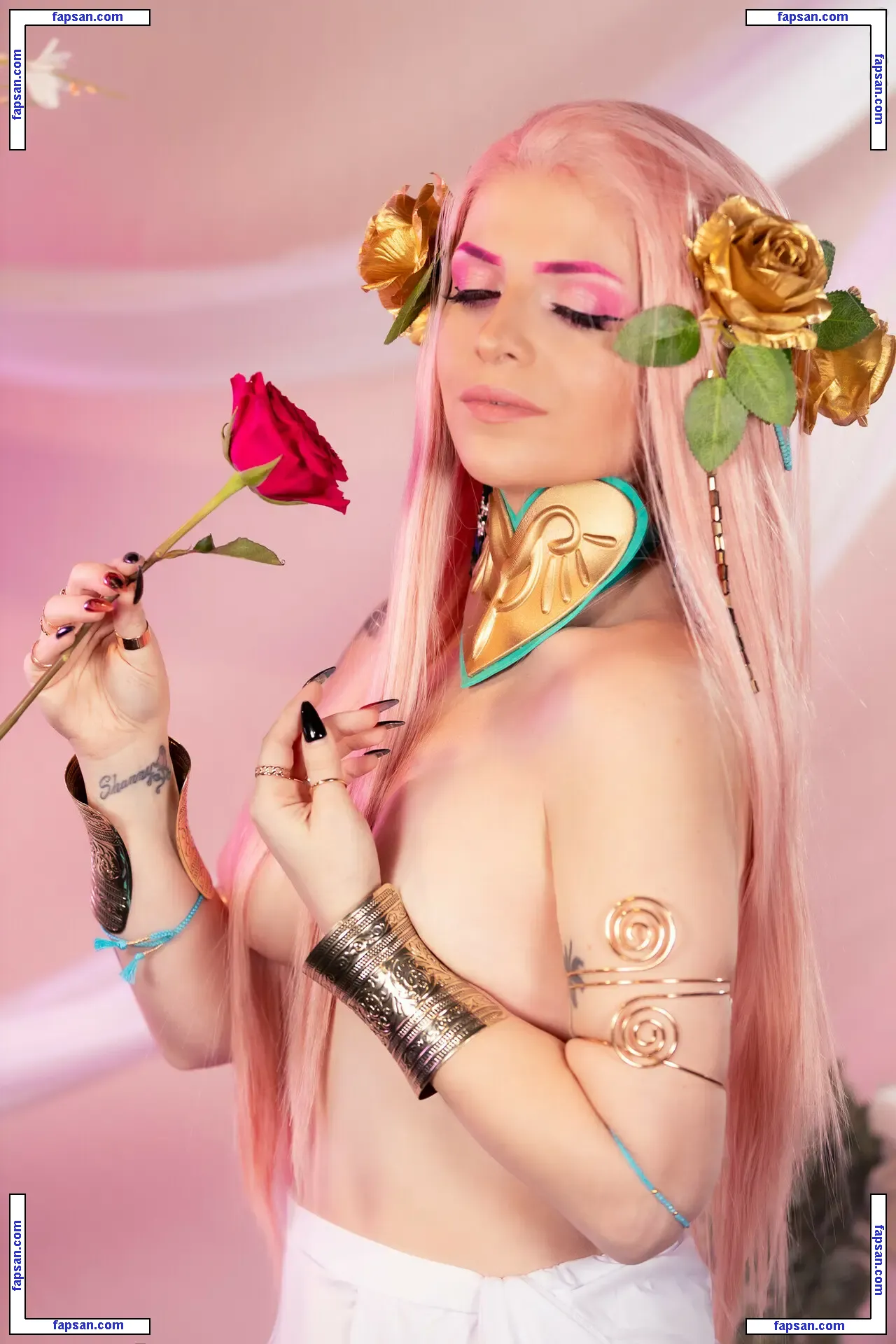 ASMR Shanny голая фото #0082 с Онлифанс