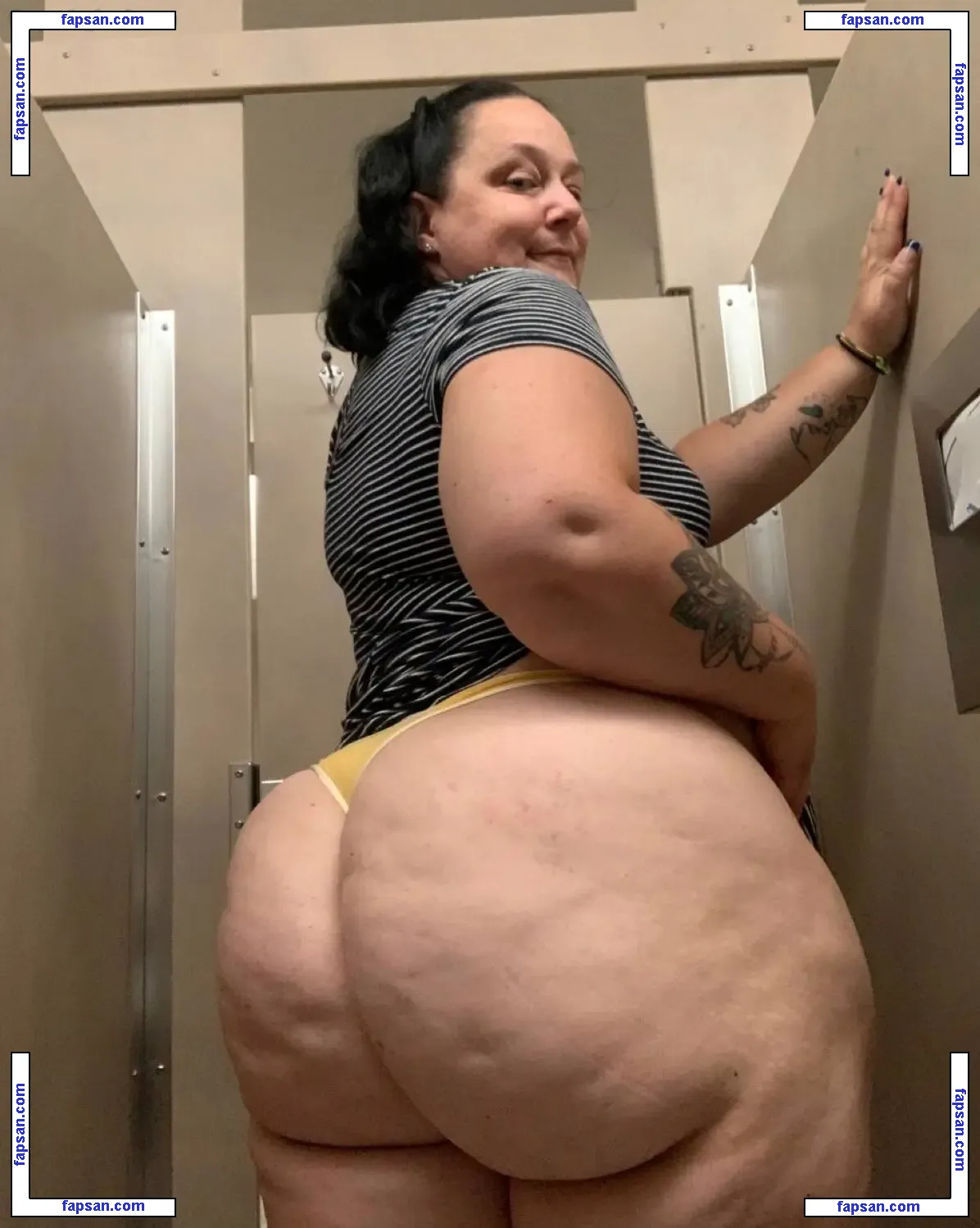 ASSZILLA nude photo #0107 from OnlyFans