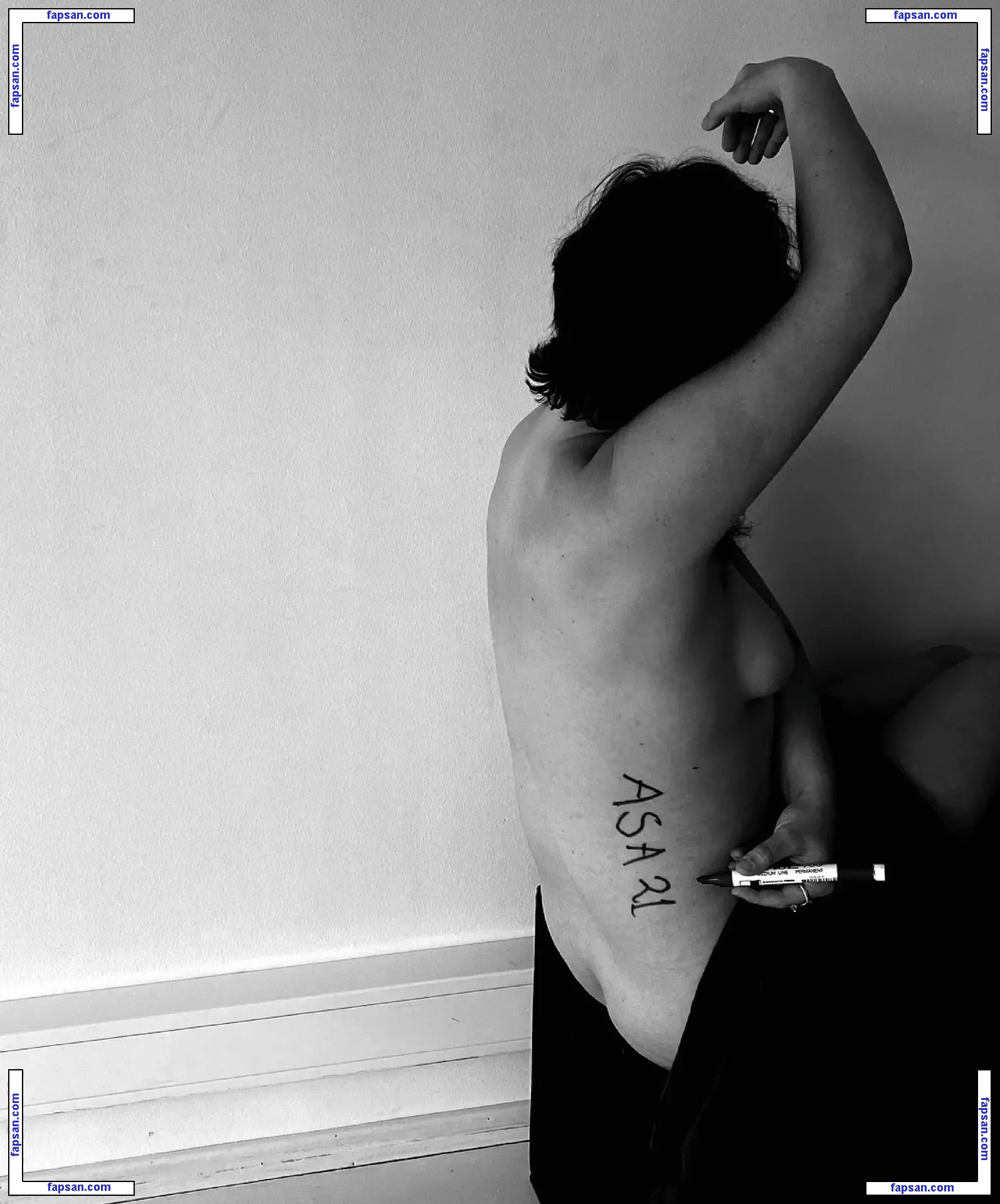 Astrid Andersen nude photo #0005 from OnlyFans