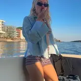 Astrid S голая #0008