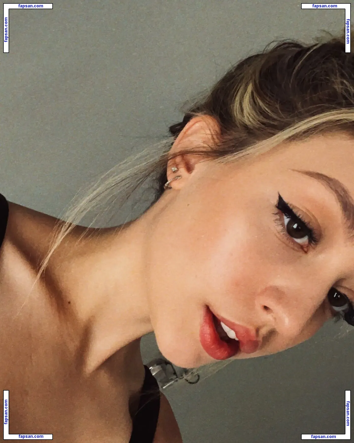 Athena.d голая фото #0018 с Онлифанс