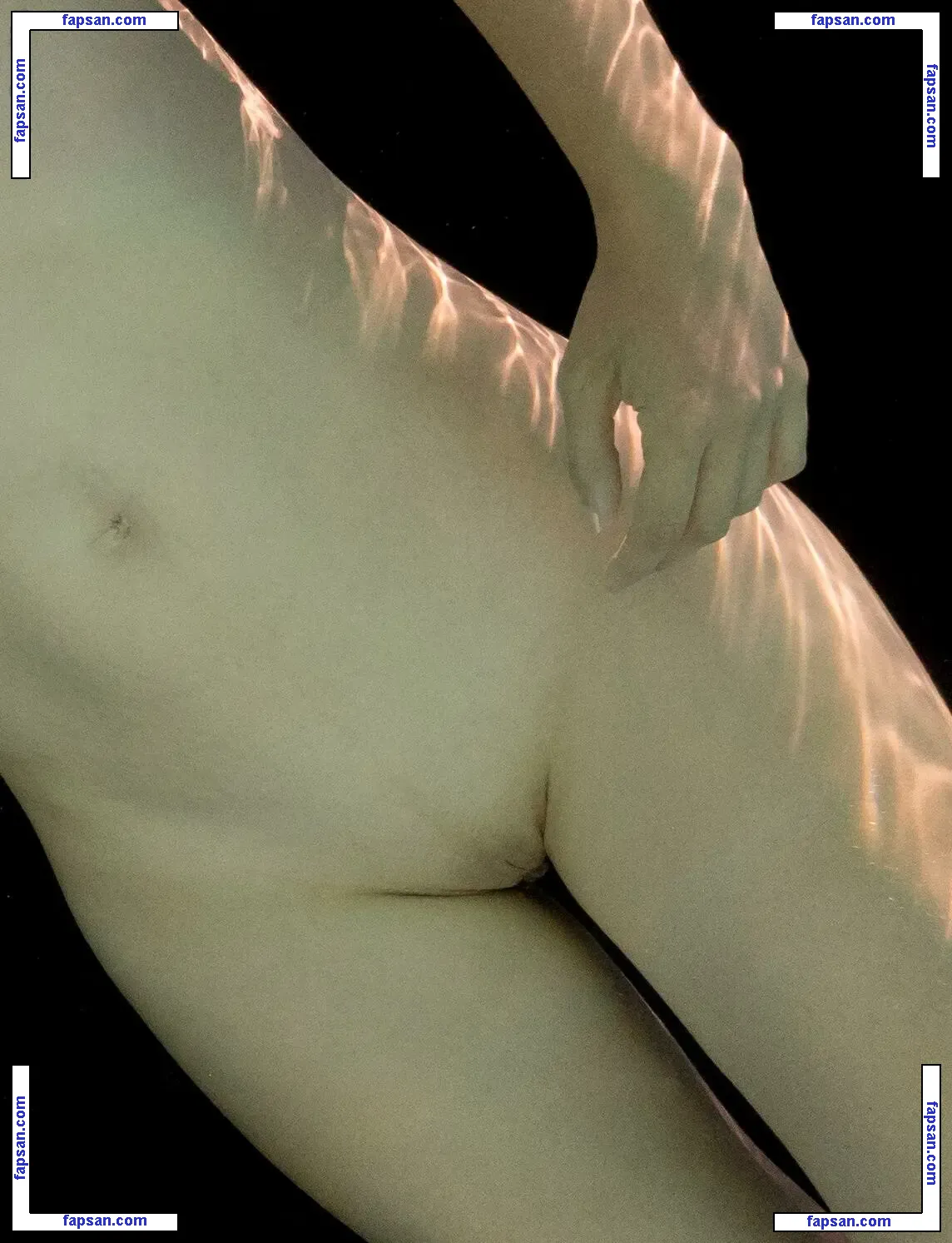 Athenabauer nude photo #0010 from OnlyFans
