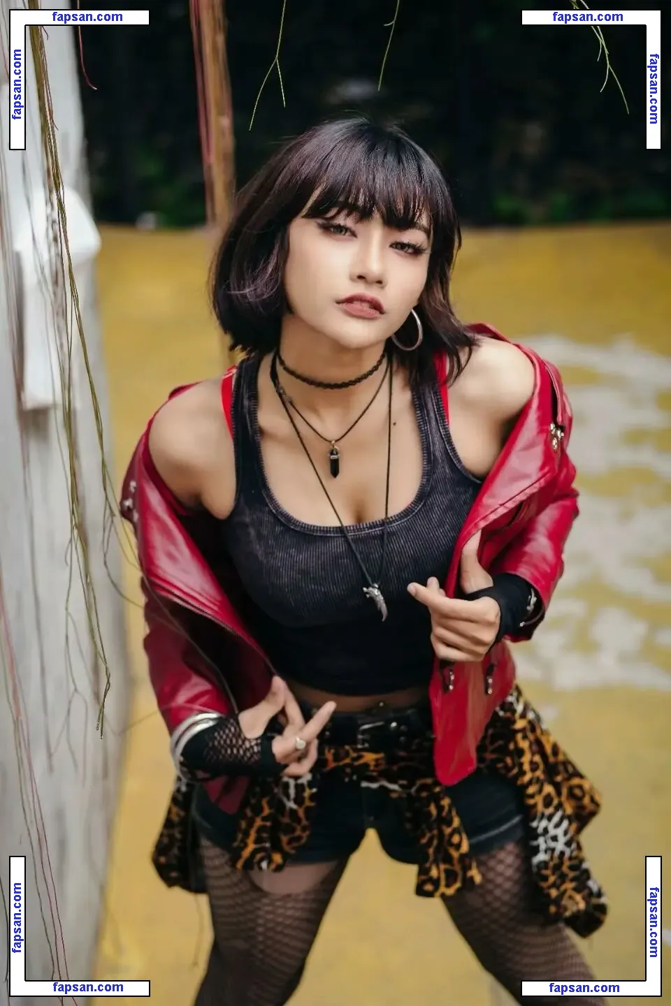 Atiqaaarn nude photo #0012 from OnlyFans