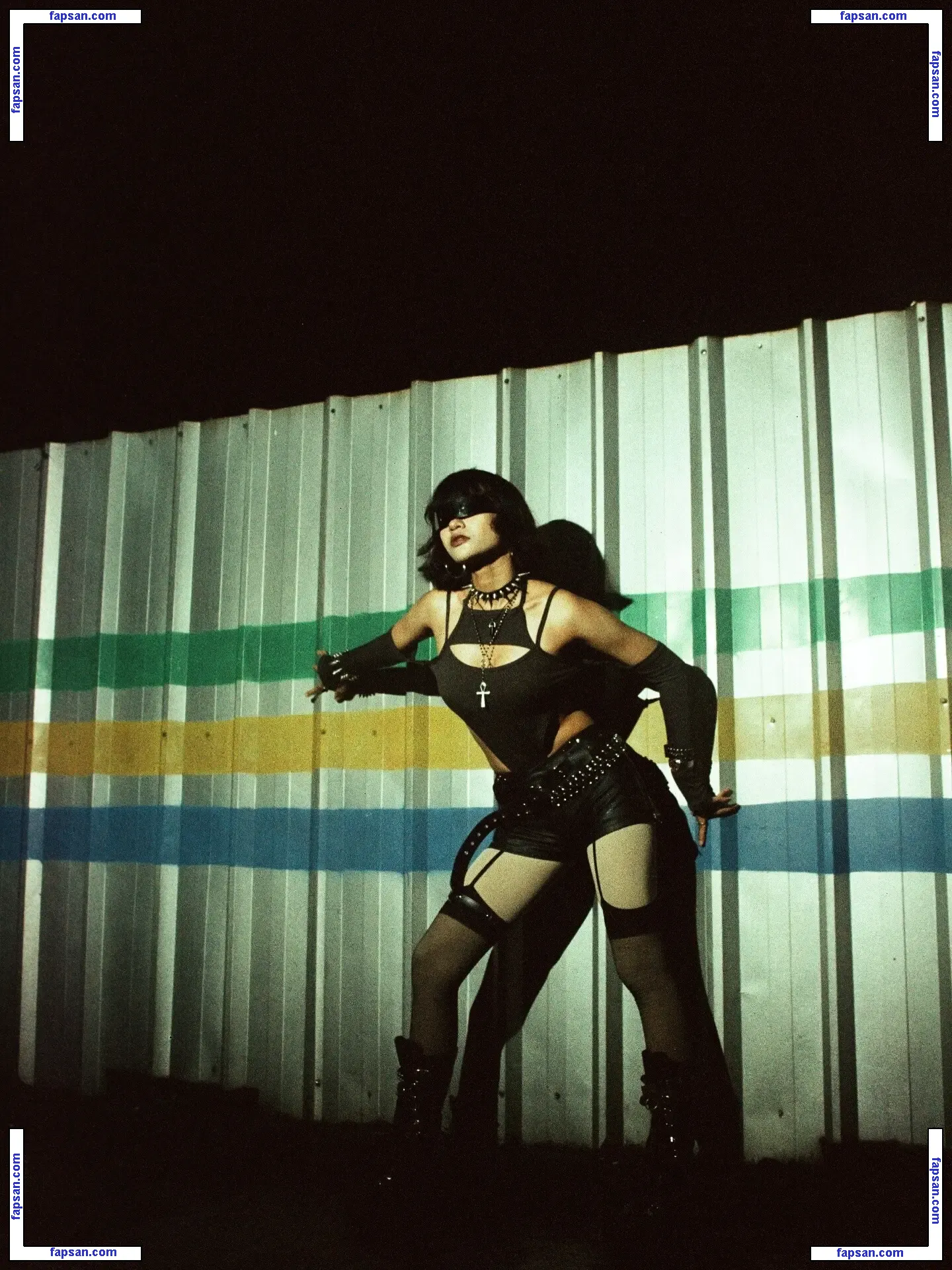 Atiqaaarn nude photo #0029 from OnlyFans