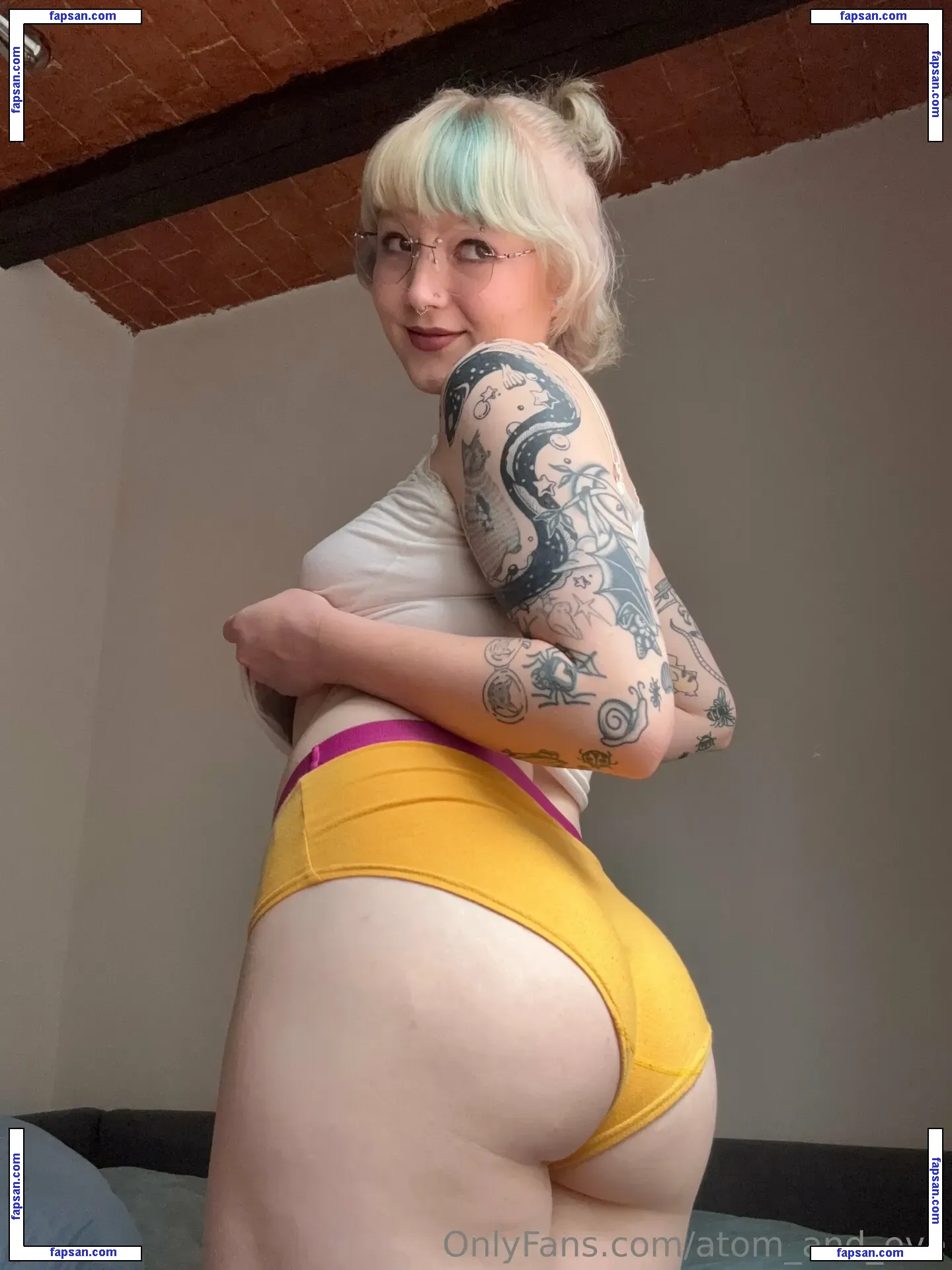 atom_and_eve nude photo #0062 from OnlyFans