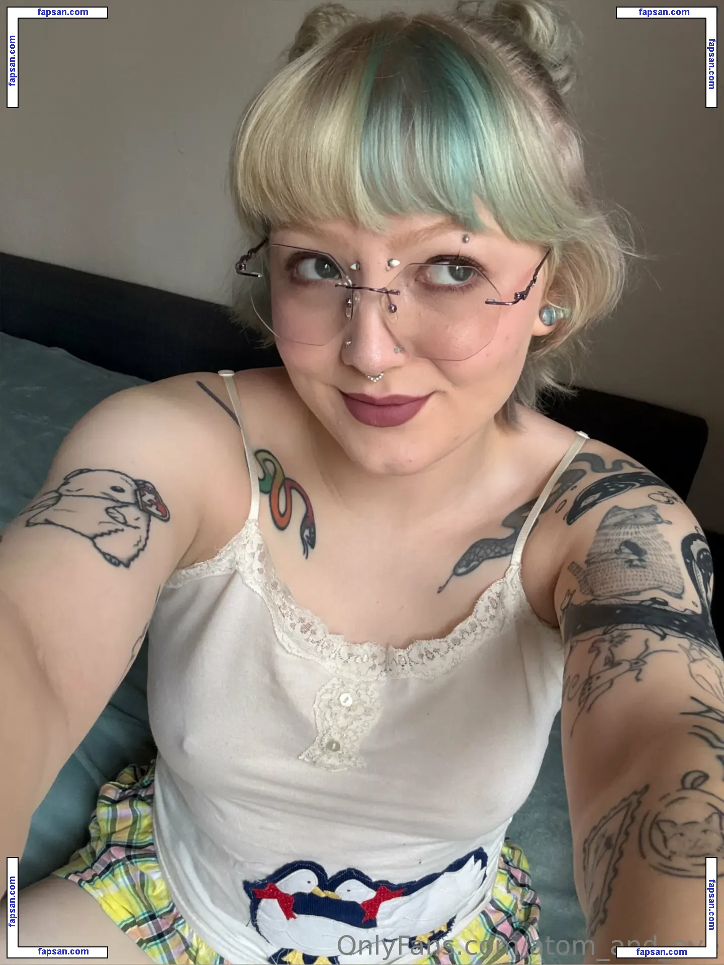 atom_and_eve nude photo #0063 from OnlyFans