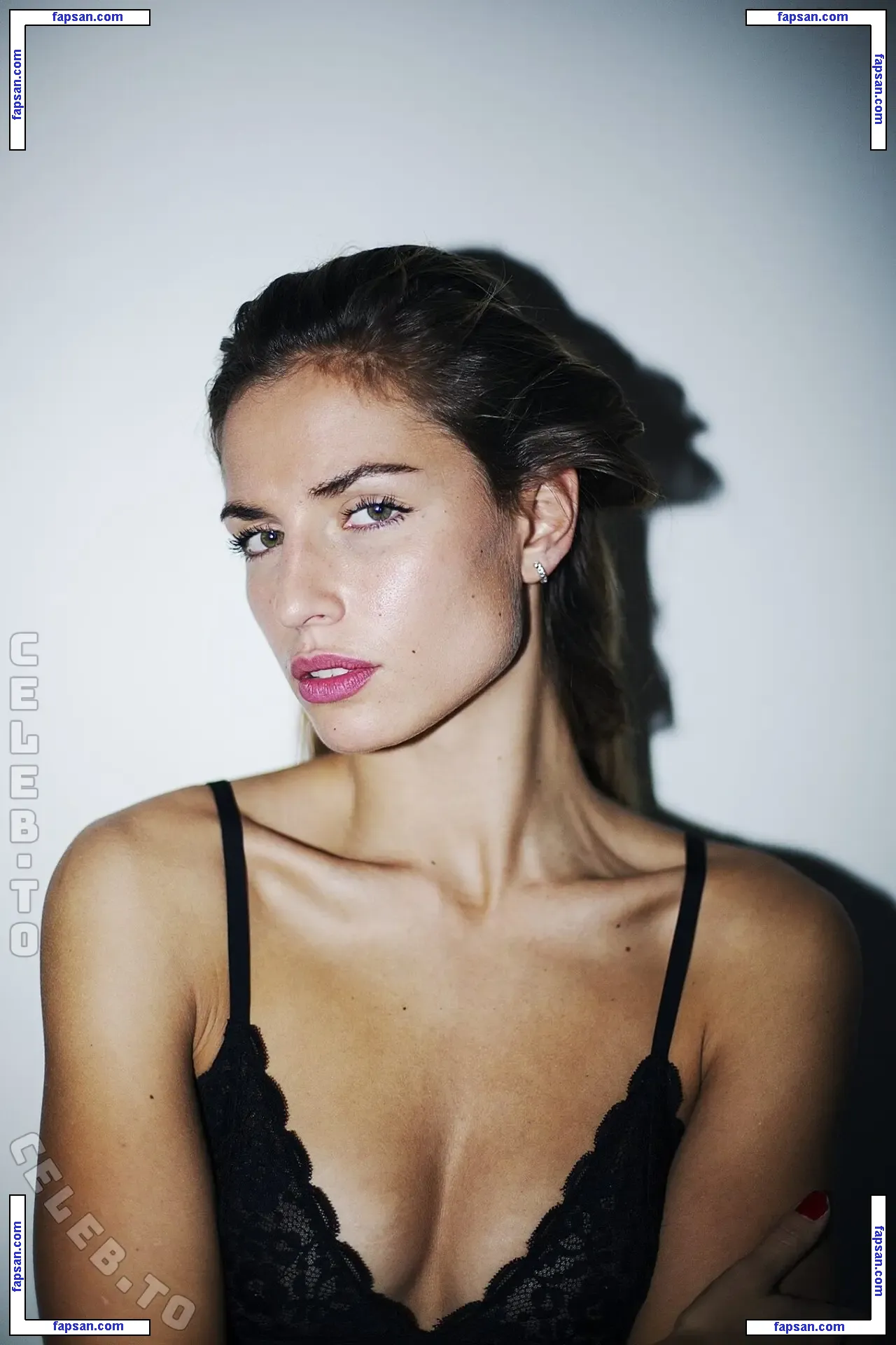 Aude-Jane Deville голая фото #0015 с Онлифанс