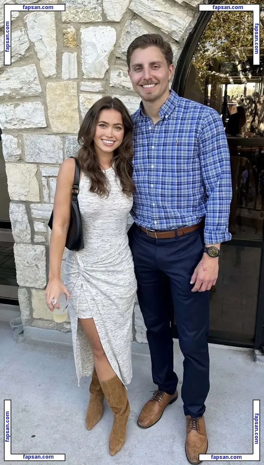 Augustwinstead голая фото #0011 с Онлифанс