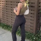 Augustwinstead голая #0010