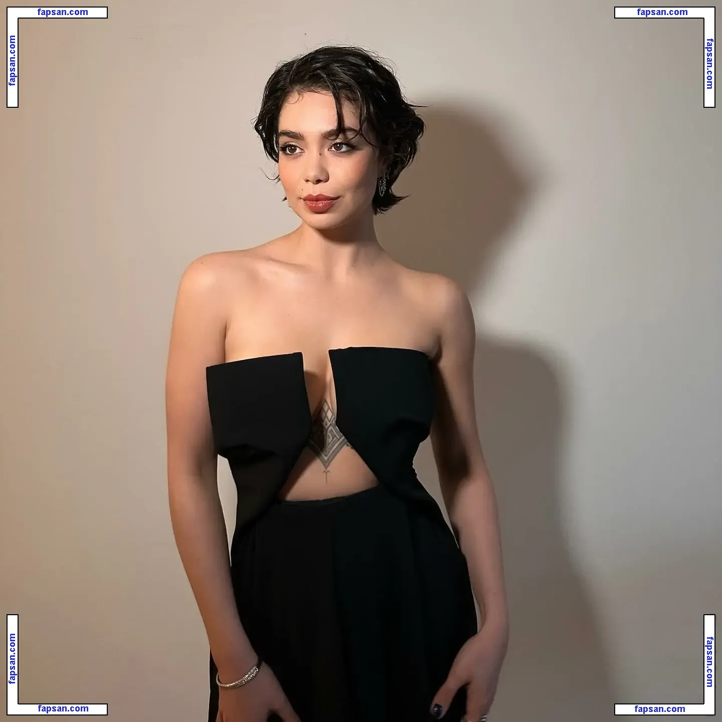 Auli’i Cravalho голая фото #0088 с Онлифанс