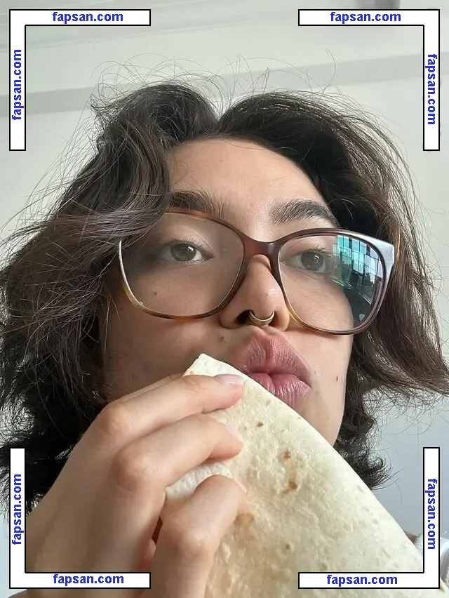 Auli’i Cravalho nude photo #0128 from OnlyFans