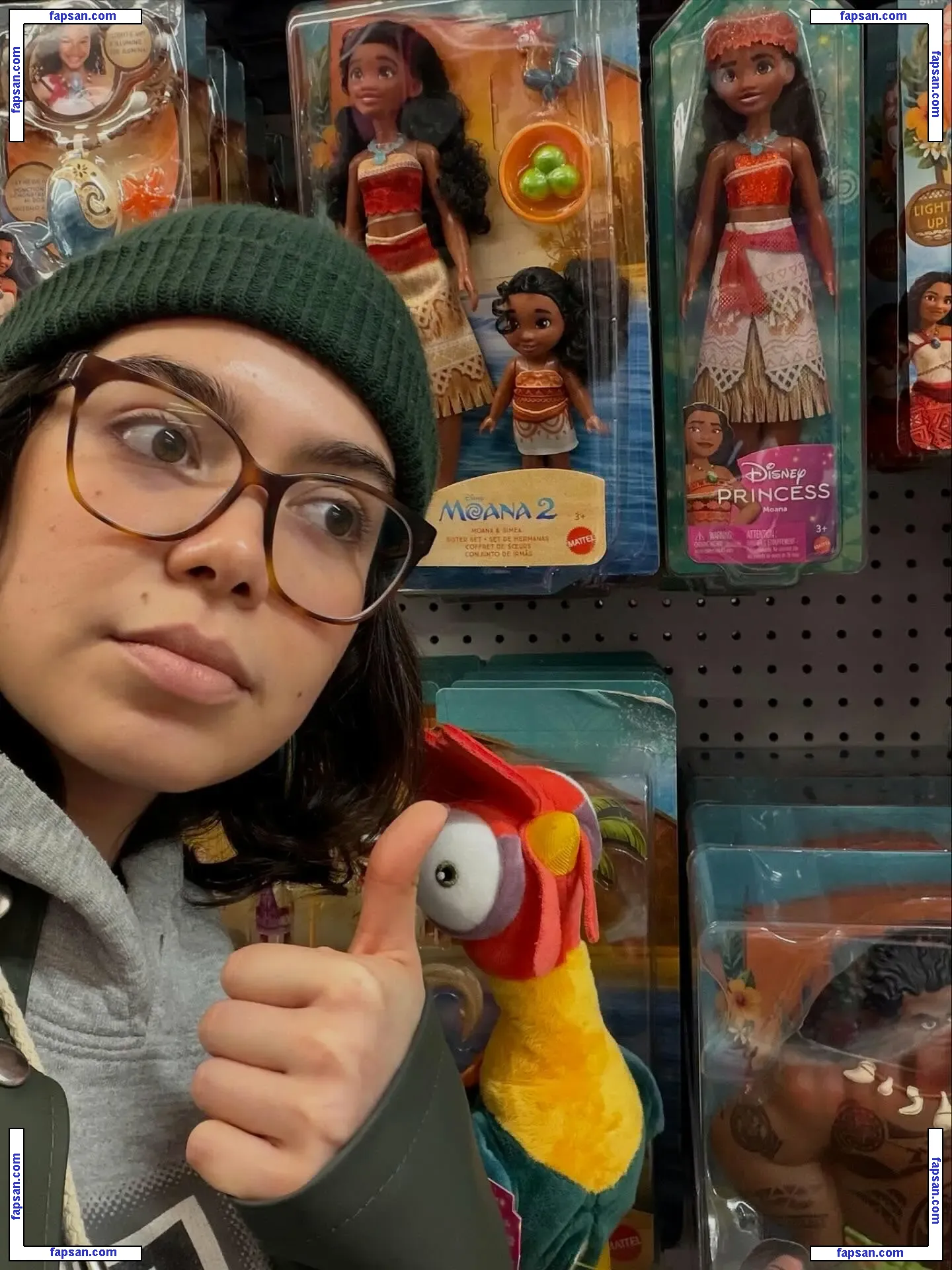 Auli’i Cravalho nude photo #0141 from OnlyFans