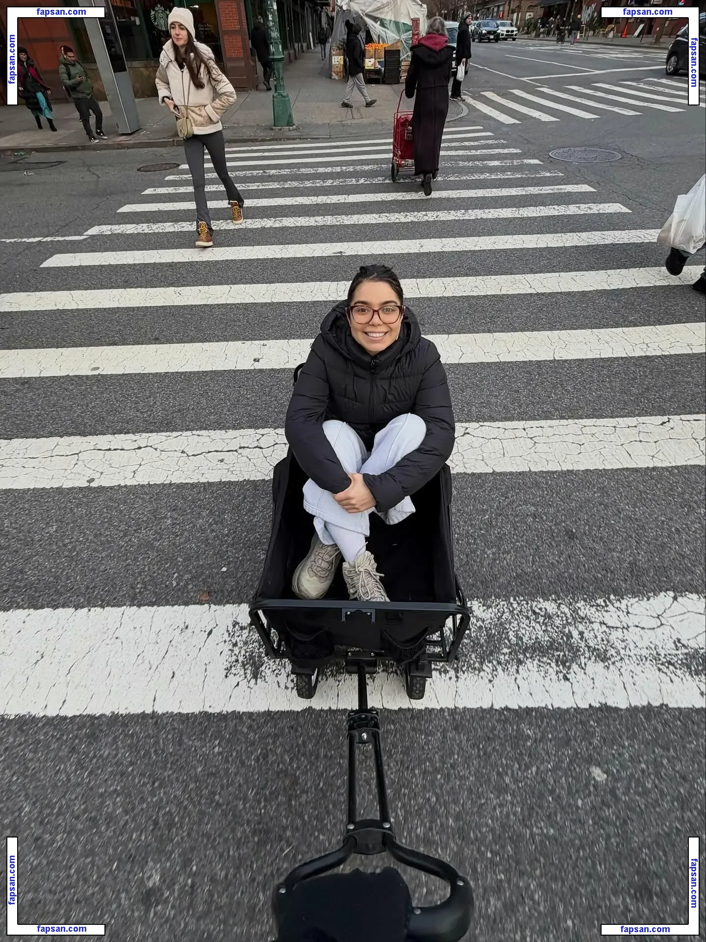 Auli’i Cravalho nude photo #0144 from OnlyFans