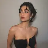 Auli’i Cravalho голая #0090