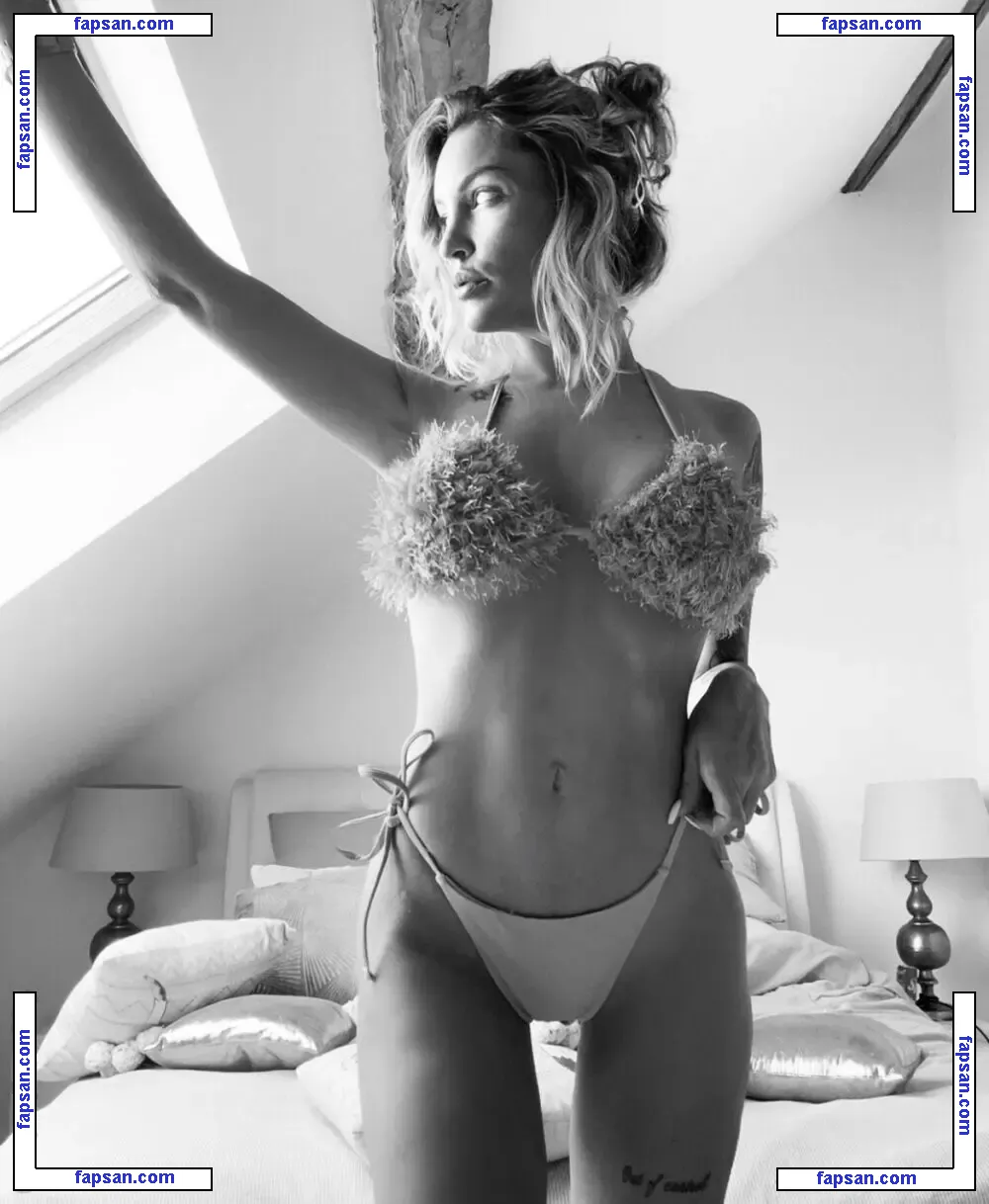 Aurelie Dotremont nude photo #0031 from OnlyFans