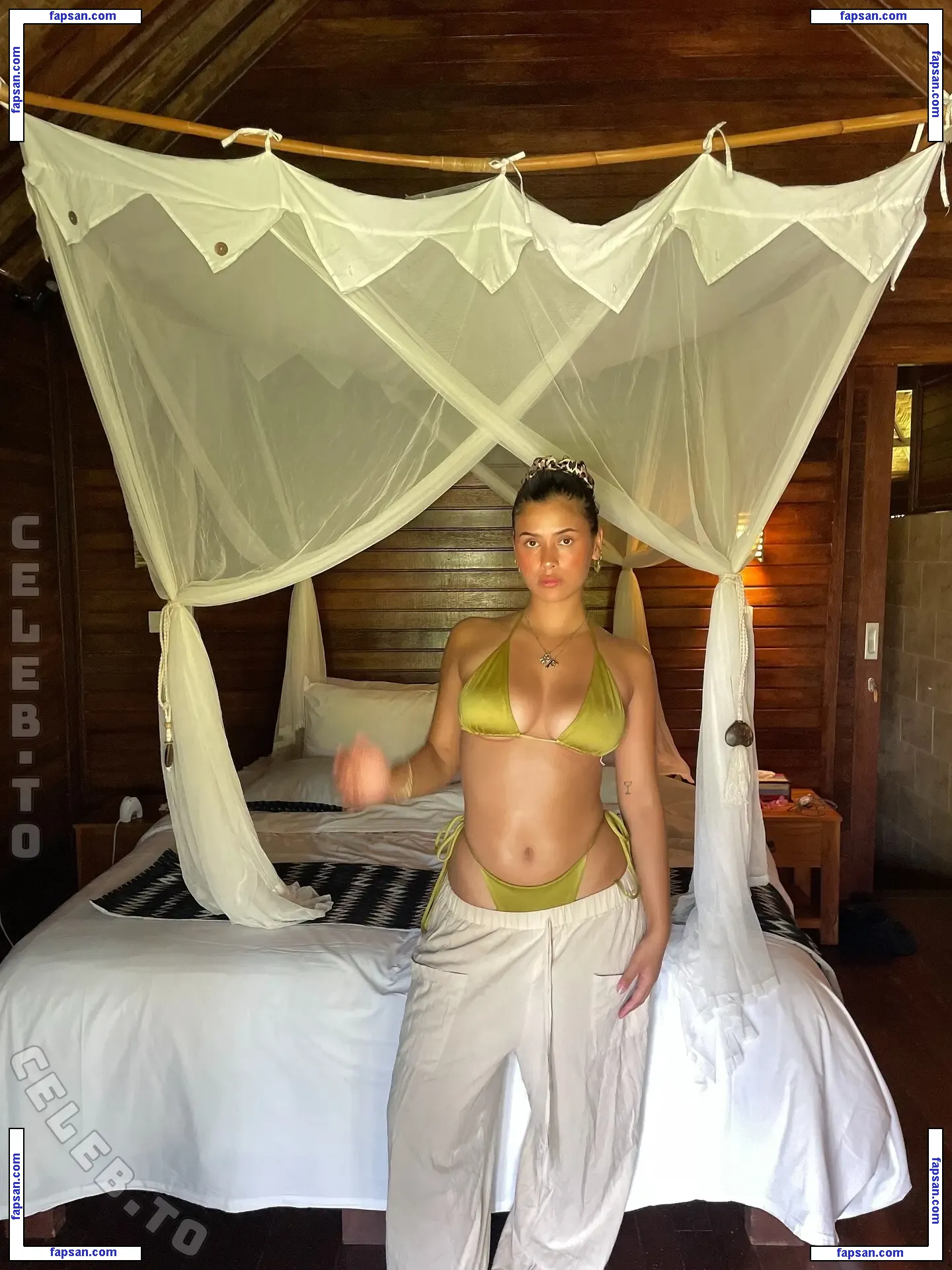 Aurelie_johann nude photo #0002 from OnlyFans