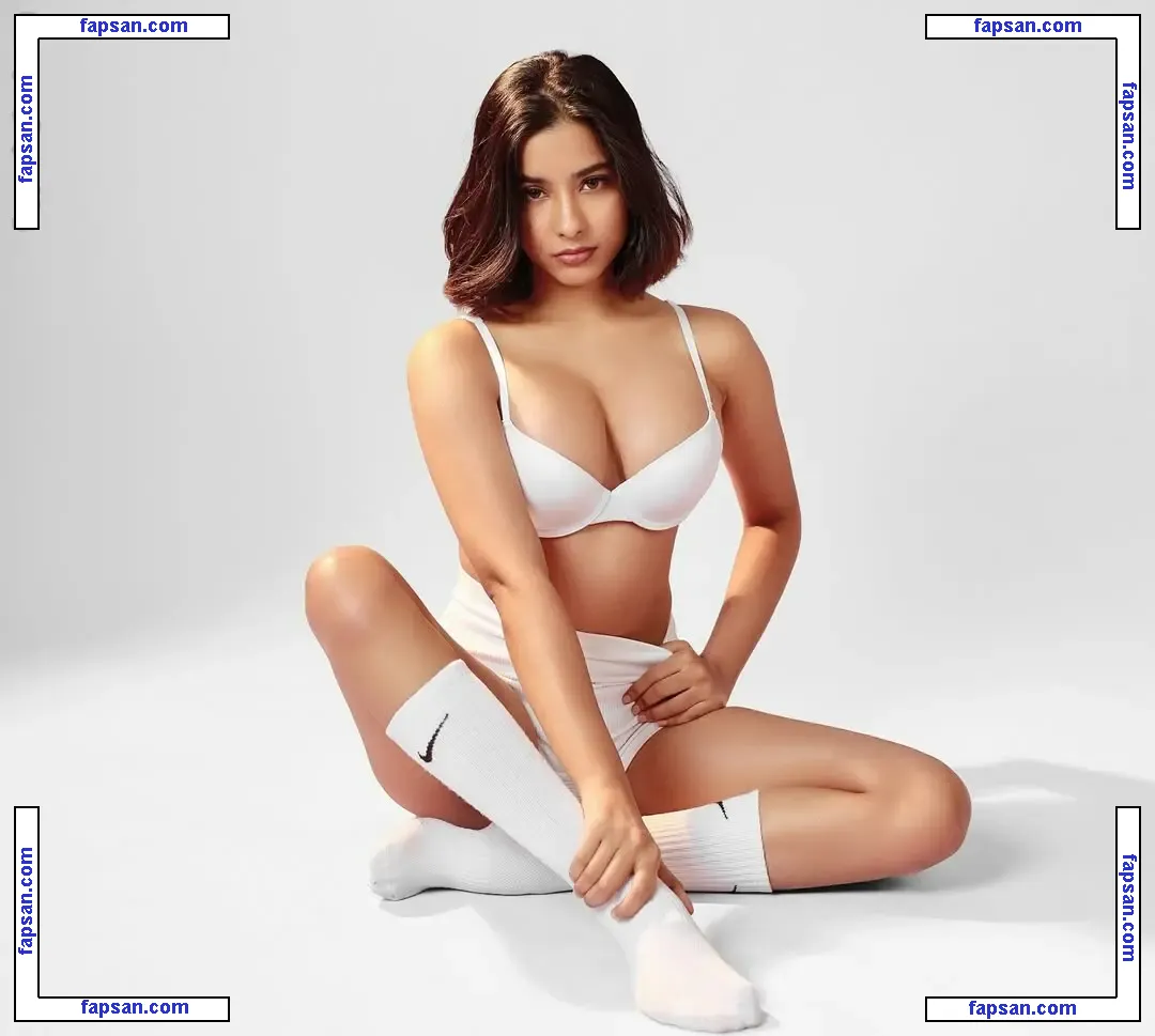 Aurora Sinclair nude photo #0038 from OnlyFans