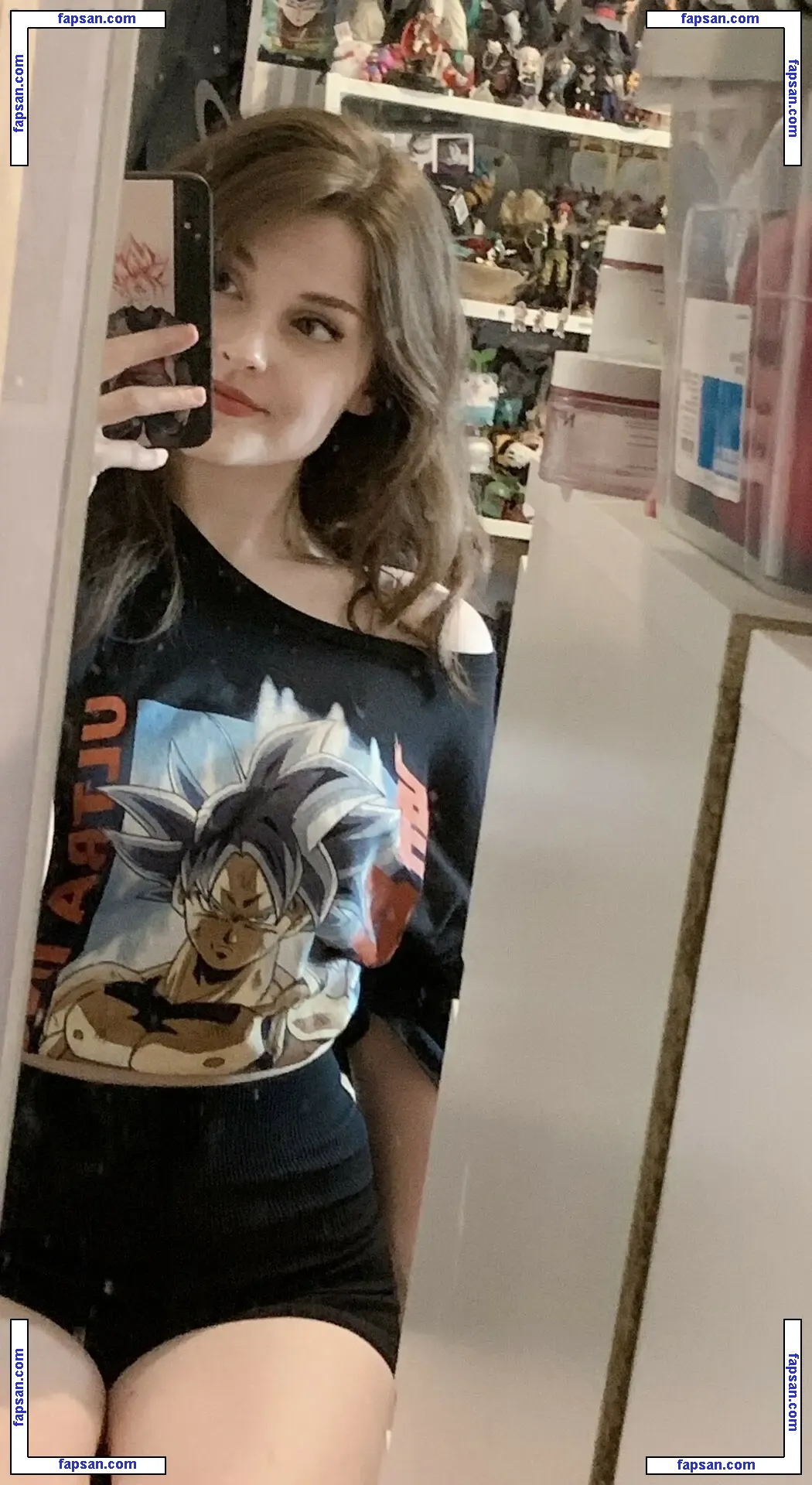 auroraiskira nude photo #0009 from OnlyFans