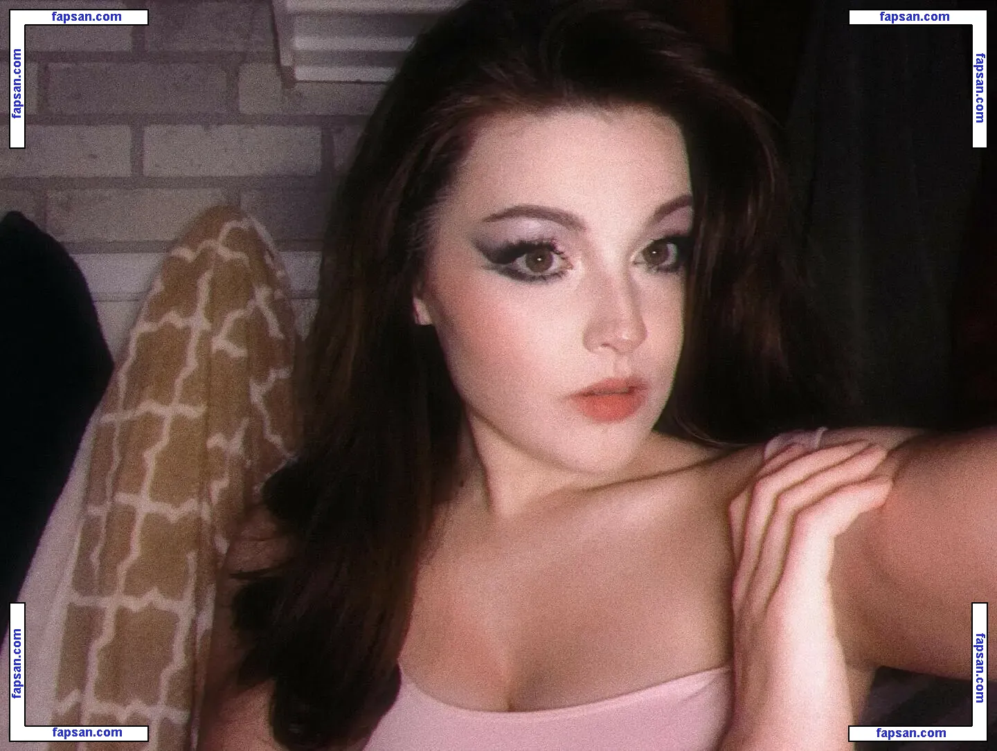 auroraiskira nude photo #0012 from OnlyFans