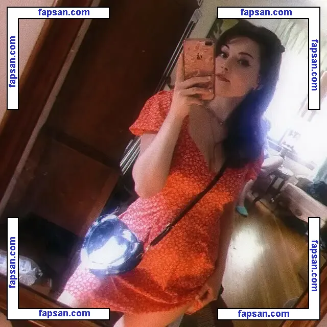 auroraiskira nude photo #0015 from OnlyFans