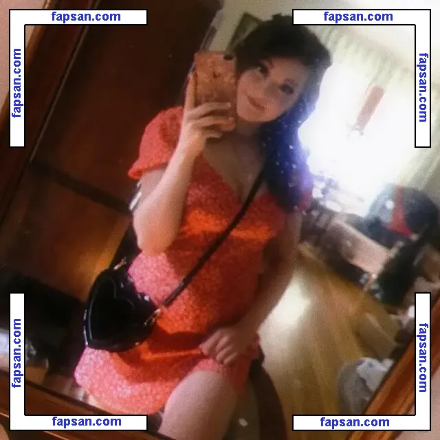 auroraiskira nude photo #0023 from OnlyFans