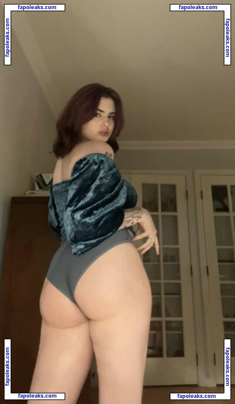 Auroramalak / irresistibleaphrodite / legallyspoodie / princess-malak nude photo #0015 from OnlyFans