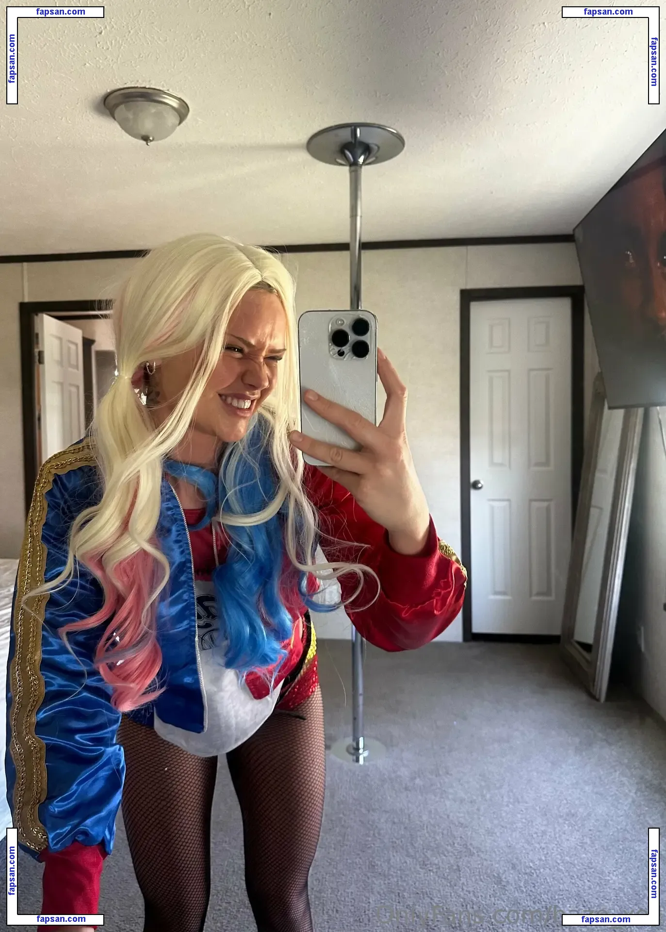 autumn_xoxo1 nude photo #0012 from OnlyFans