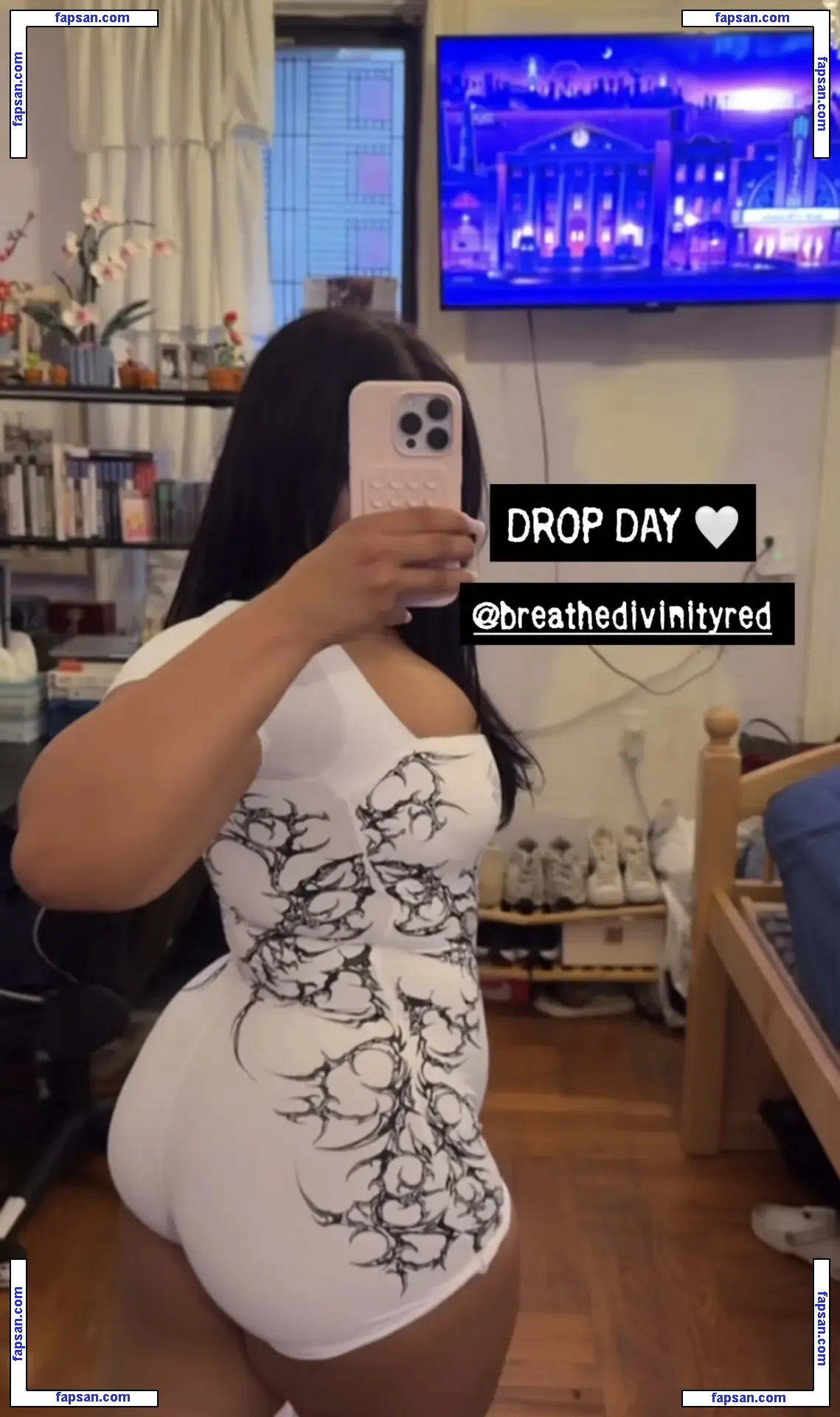 A.vriell голая фото #0060 с Онлифанс