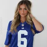 Ava Majury nude #0012