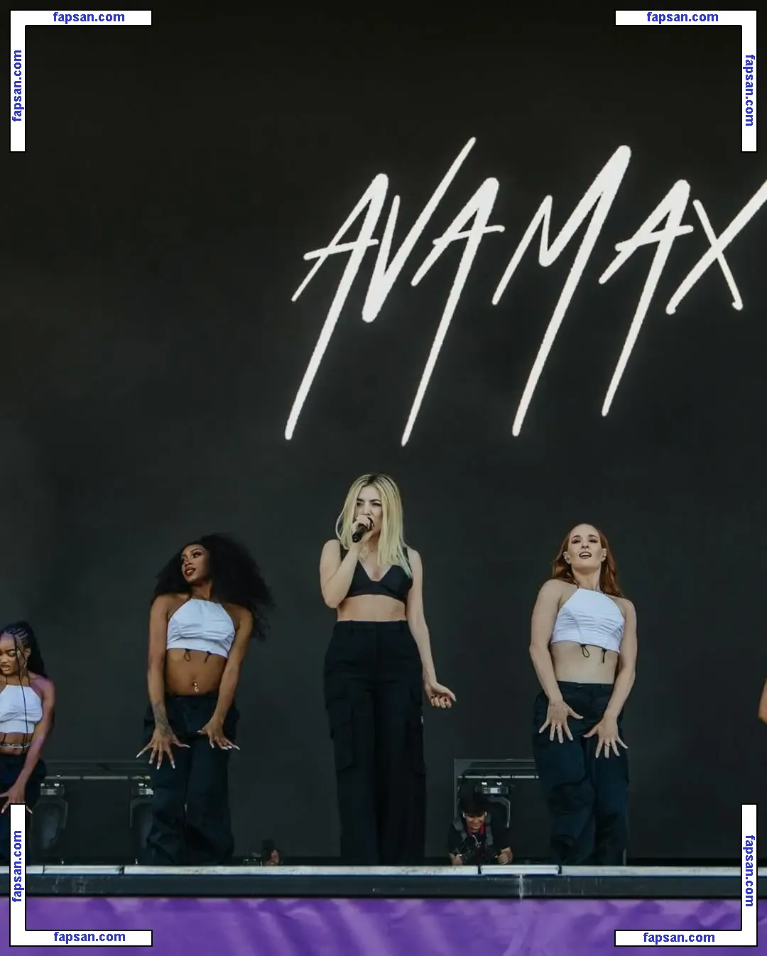 Ava Max голая фото #1096 с Онлифанс