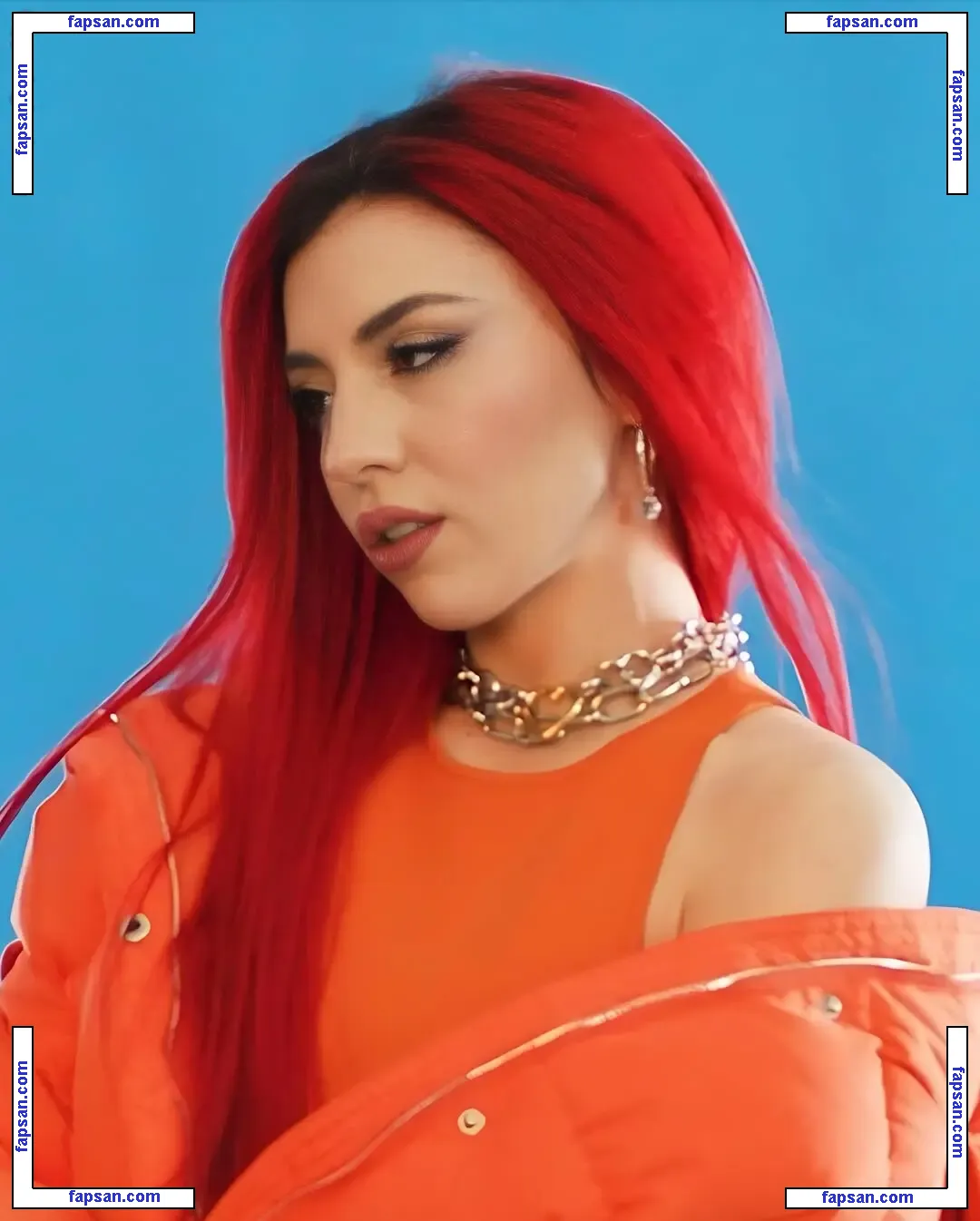 Ava Max голая фото #1134 с Онлифанс
