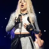 Ava Max голая #1099