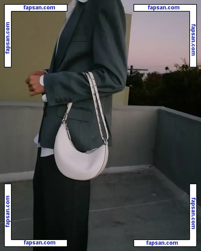 Ava Michelle голая фото #0001 с Онлифанс