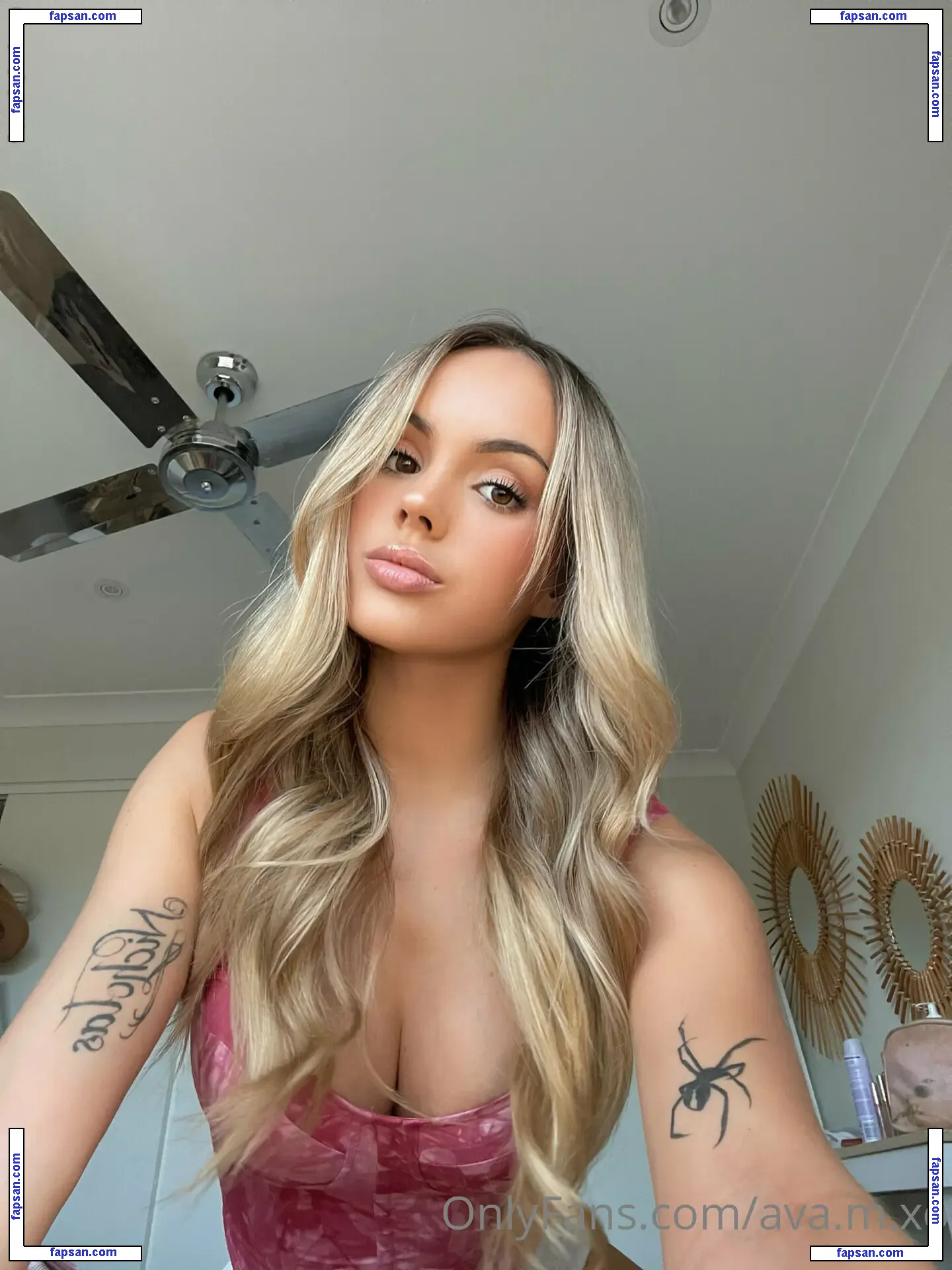 ava.x.chloe / chloethecarameldappledoxie nude photo #0001 from OnlyFans