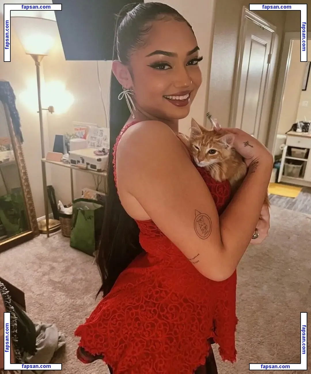 Avani Gregg nude photo #0327 from OnlyFans