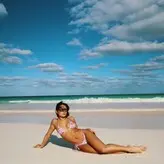 Avani Gregg голая #0346