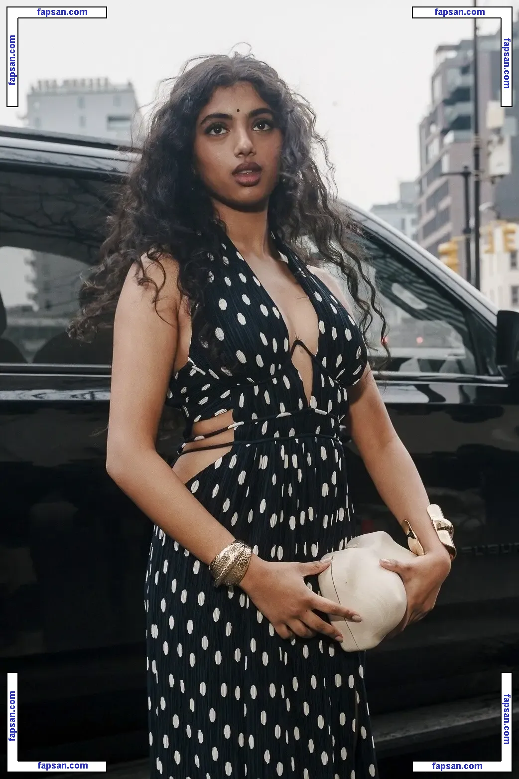 Avantika голая фото #0006 с Онлифанс