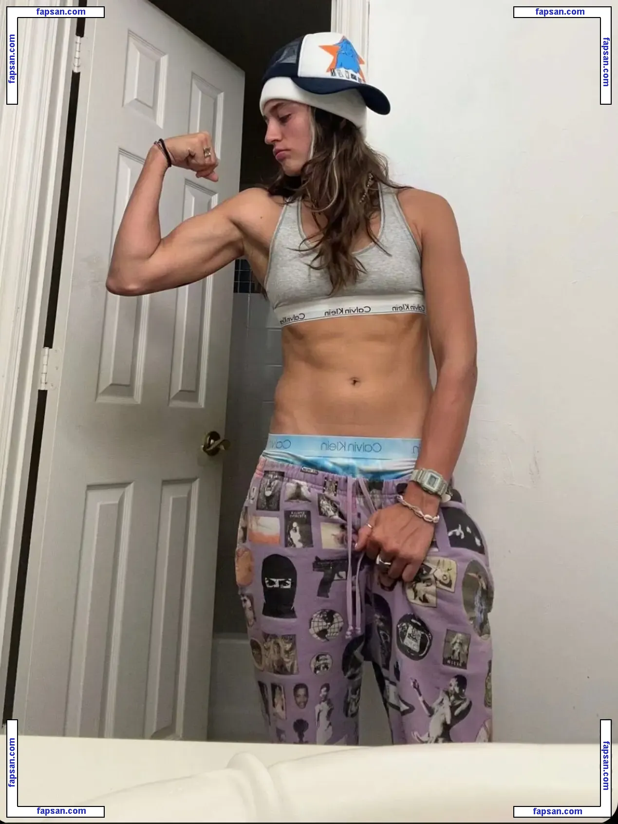 Avery Cyrus nude photo #0010 from OnlyFans