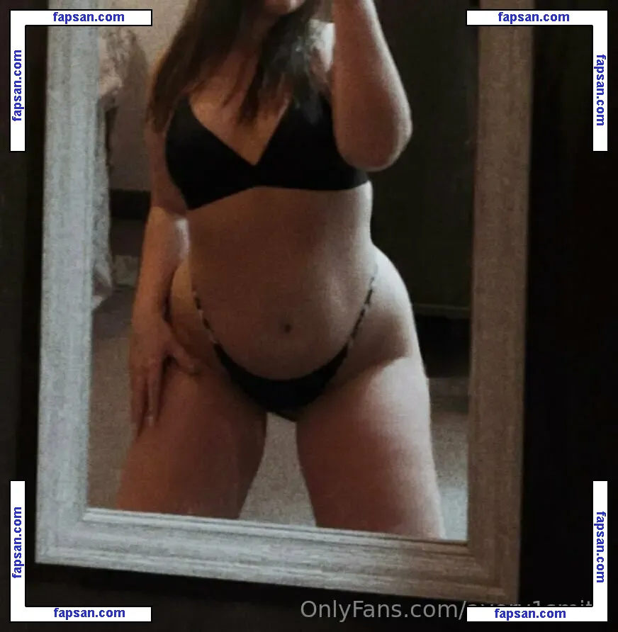 avery1smith nude photo #0005 from OnlyFans