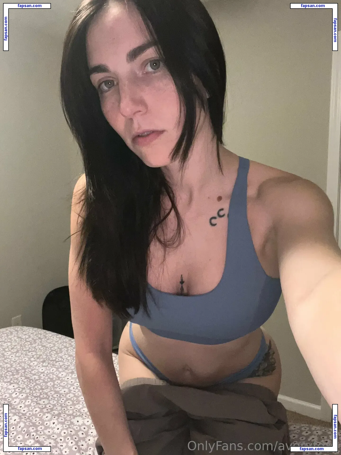 averyfoxx nude photo #0010 from OnlyFans