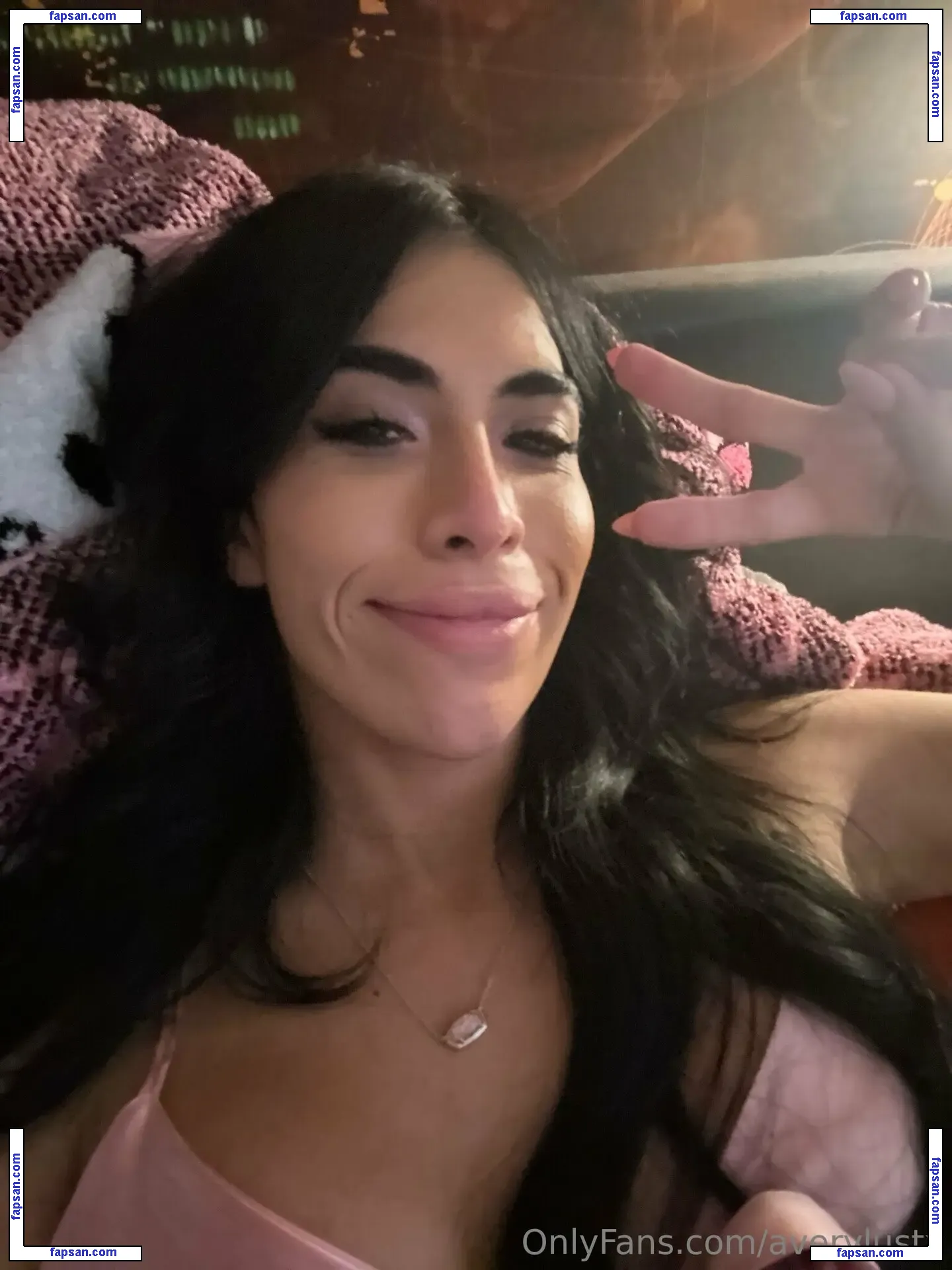 averylustx голая фото #0014 с Онлифанс