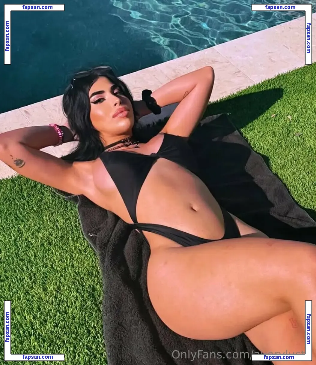 averylustx голая фото #0016 с Онлифанс