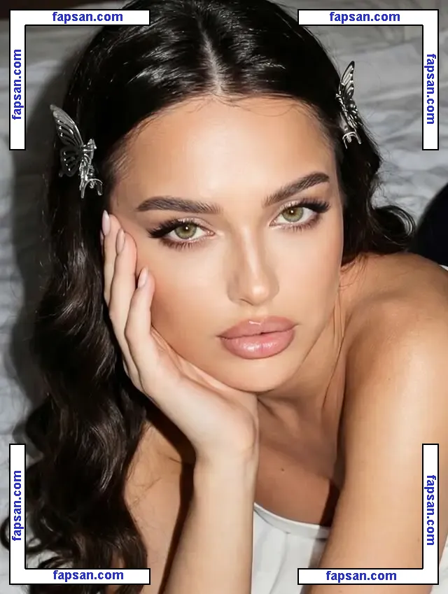 AviliASMRArchive nude photo #0002 from OnlyFans