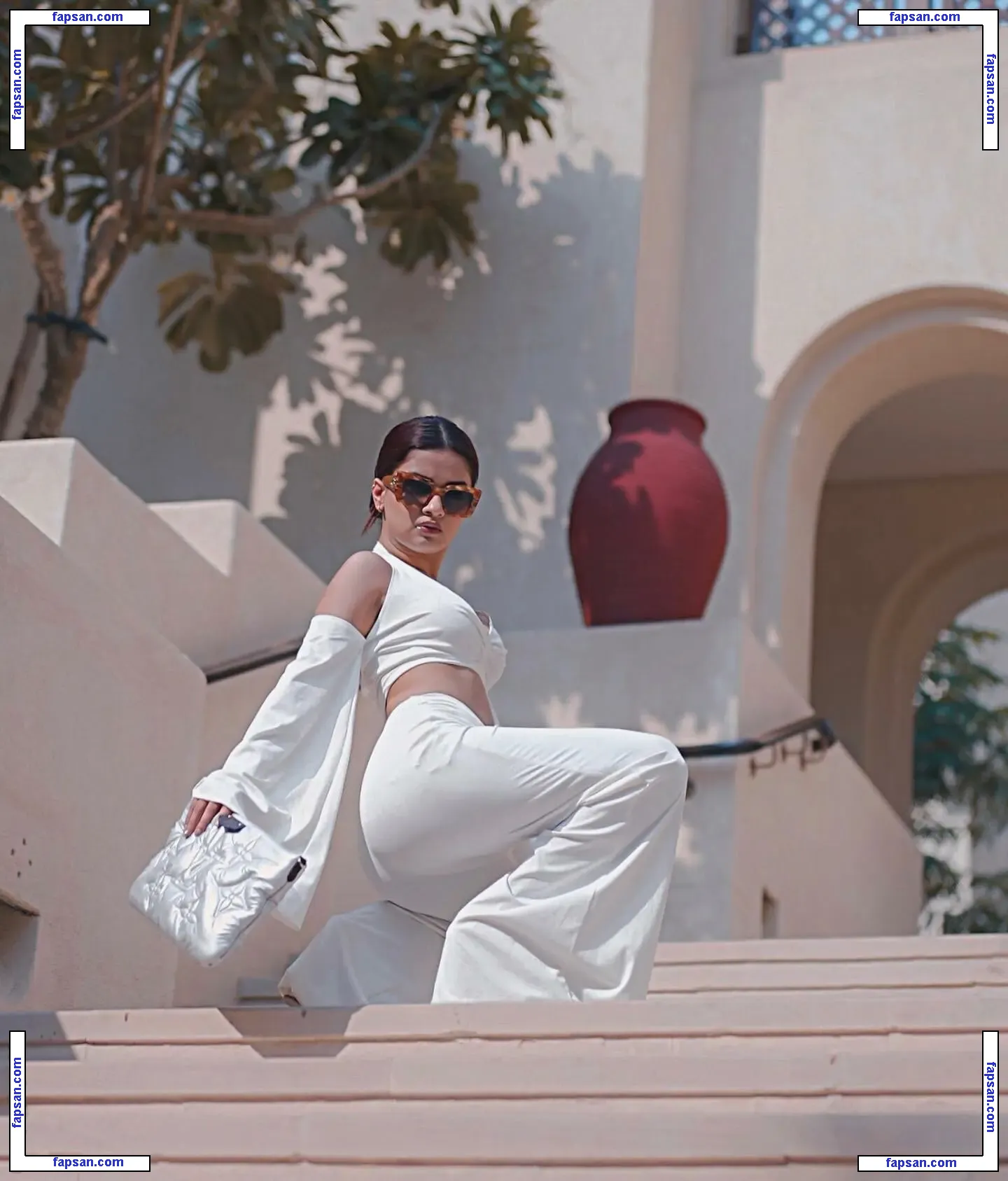 Avneet Kaur nude photo #0034 from OnlyFans