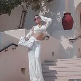 Avneet Kaur nude #0038